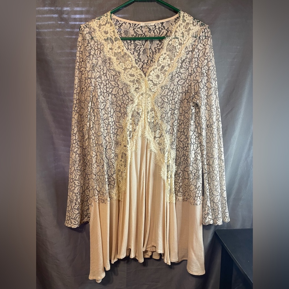 Elegant Jodifl women’s Cream Lace Gauze mini dress with bell sleeves